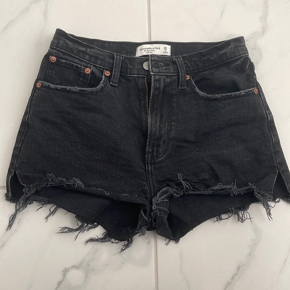 Abercrombie & Fitch Curve Love High Rise Mom Shorts
